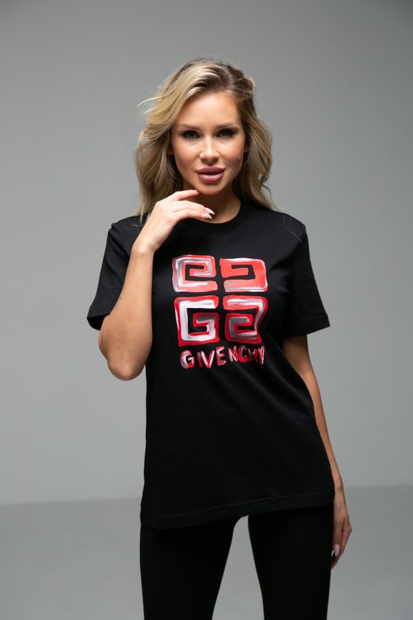 Футболка GIVENCHY
