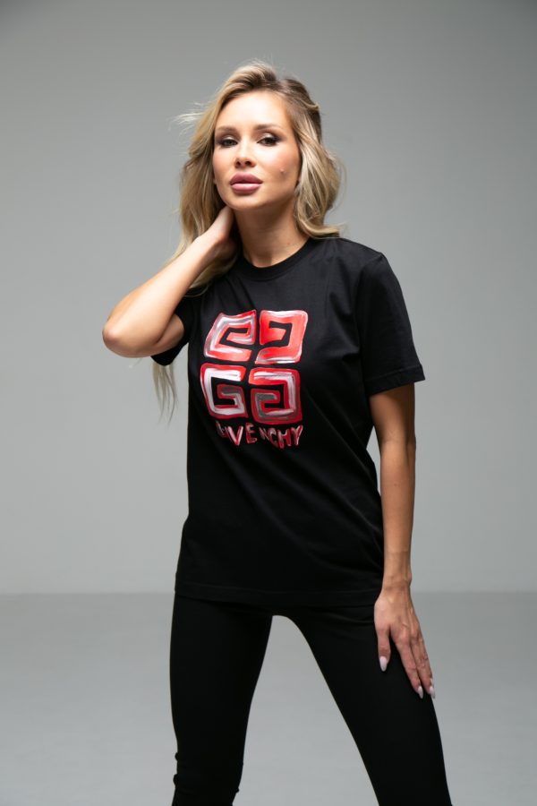 Футболка GIVENCHY